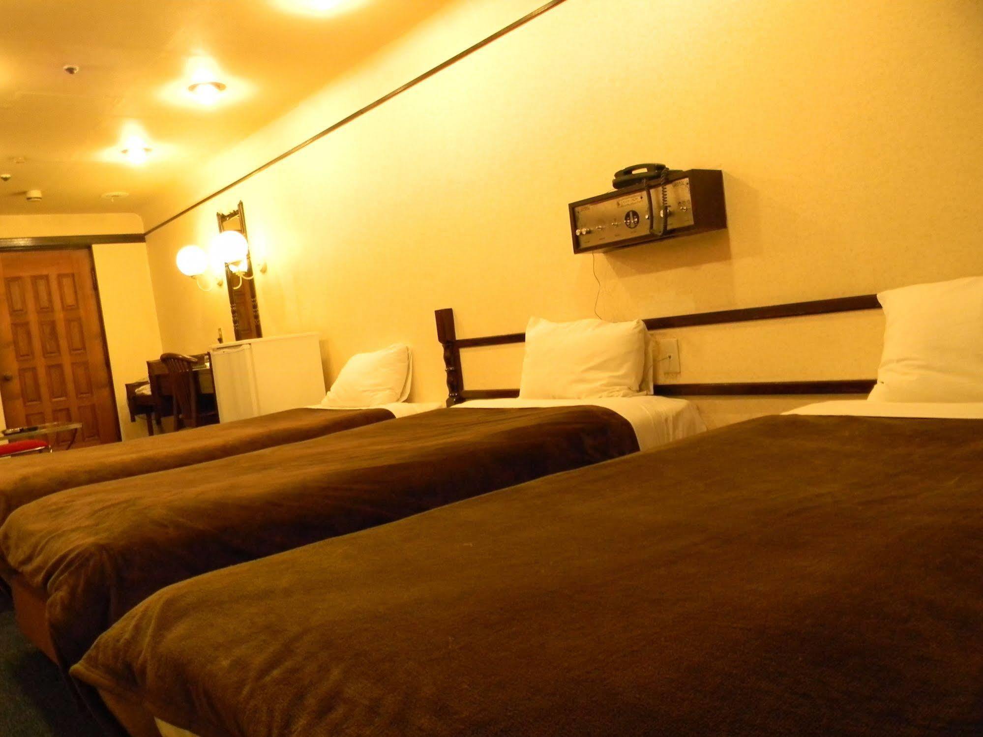 Hotel Misono Ōsaka Extérieur photo